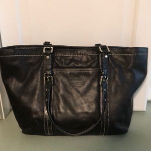 COACH BLACK LEATHER EAST/WEST GALLERY TOTE